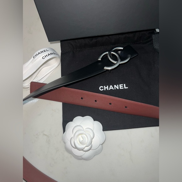 Authentic Chanel reversible belt size 85 black and red - Picture 3 of 7